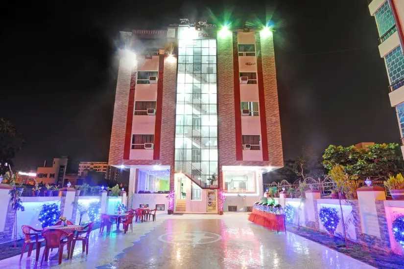 Omni Plaza
